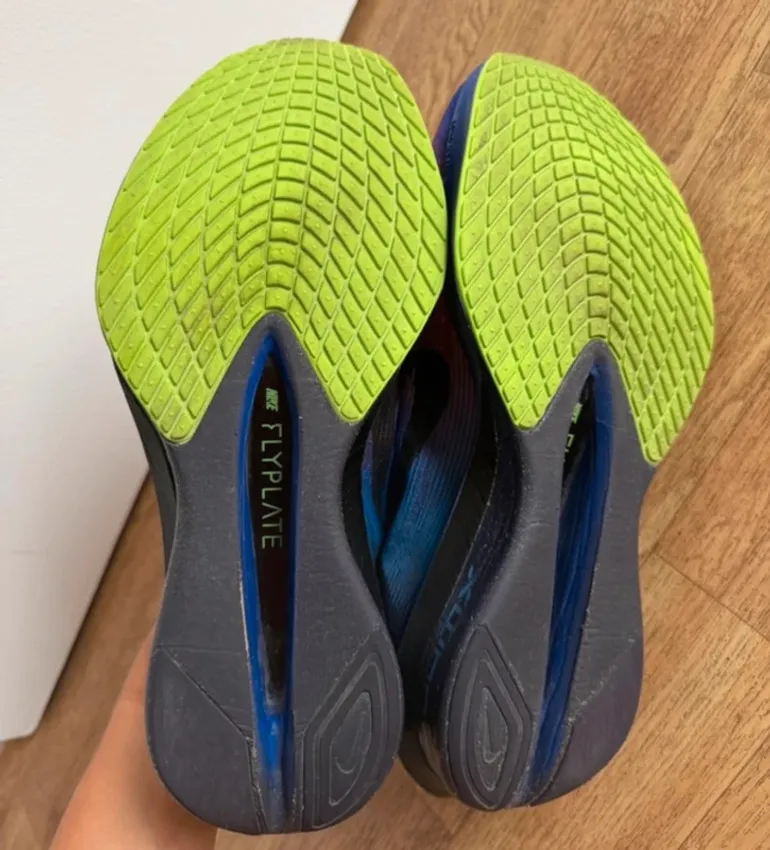 New Balance Vaporfly 4 bike usato — immagine 8 di 8