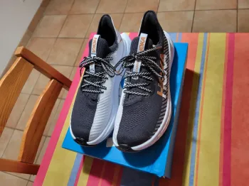 Použité Hoka Carbon X3 bike — obrázek 3 z 6