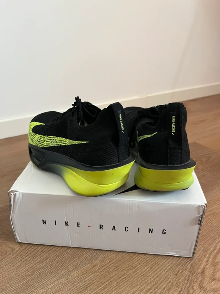 Used Nike Alphafly bike — image 12 of 12