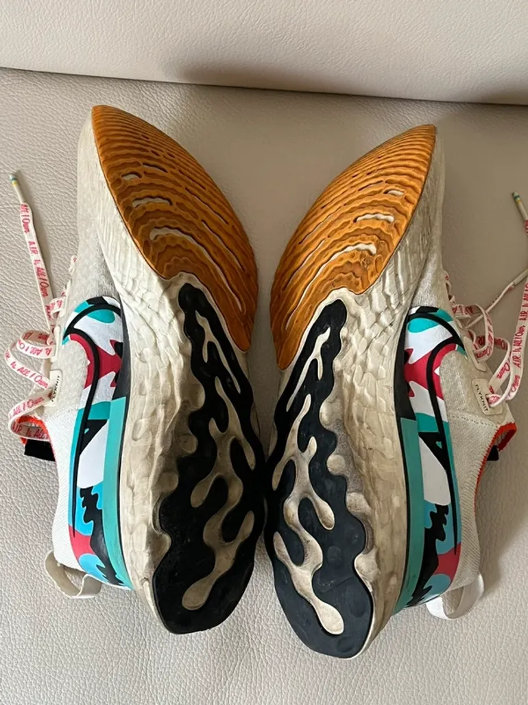 Used Nike React Infinity Flyknit bike — image 5 of 5