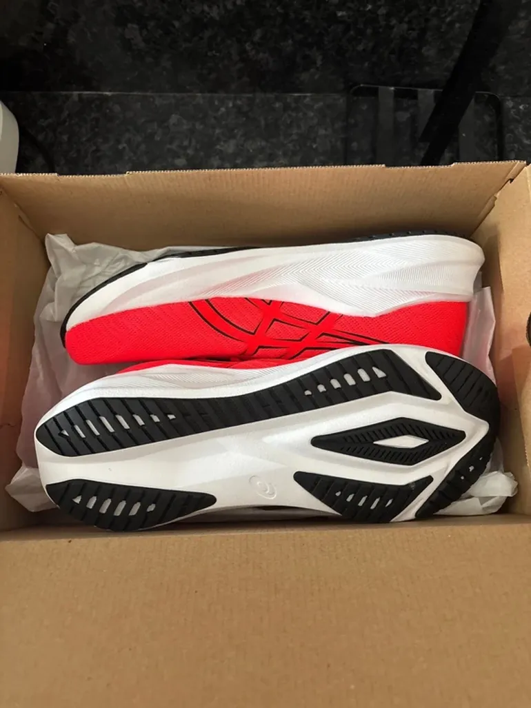 Asics Versablast 4 bike d'occasion — image 5 sur 6