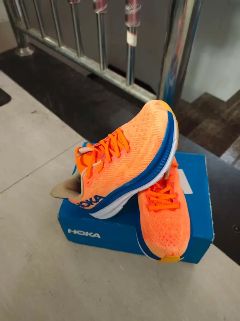 Used Hoka Shoes size 44 bike — image 3 of 7