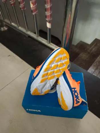 Used Hoka Shoes size 44 bike — image 6 of 7