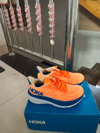 Used Hoka Shoes size 44 Running Shoes