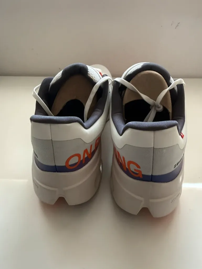Used 100% On Running shoes bike — image 5 of 7