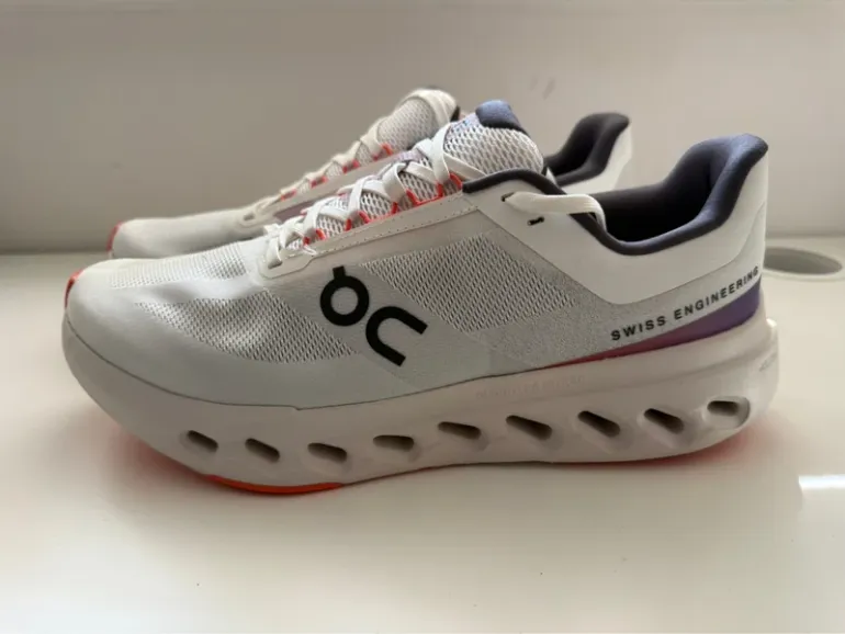 Used 100% On Running shoes bike — image 2 of 7