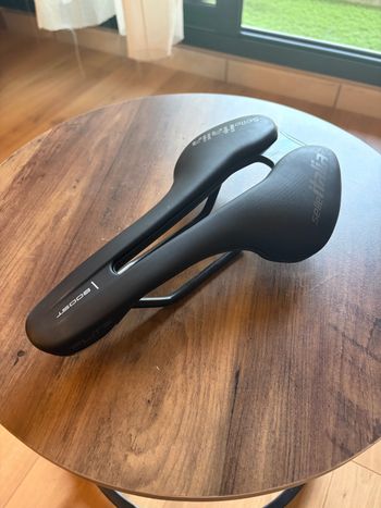 Used Selle Italia Superflow Saddles & Seatposts