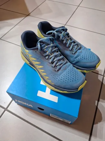 Used Hoka Torrent 3 Running Shoes