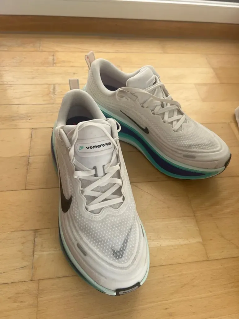 Used Nike Vomero Plus bike — image 8 of 9