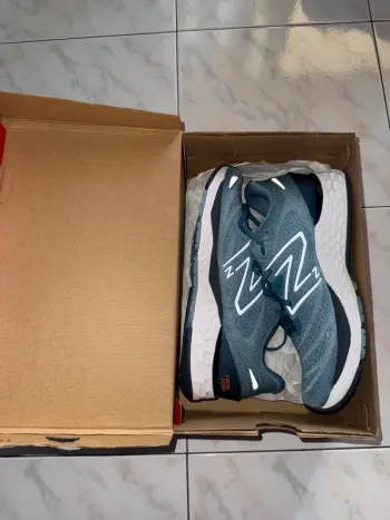Gebrauchtes New Balance Fresh Foam Solvi v4 bike — Bild 2 von 2