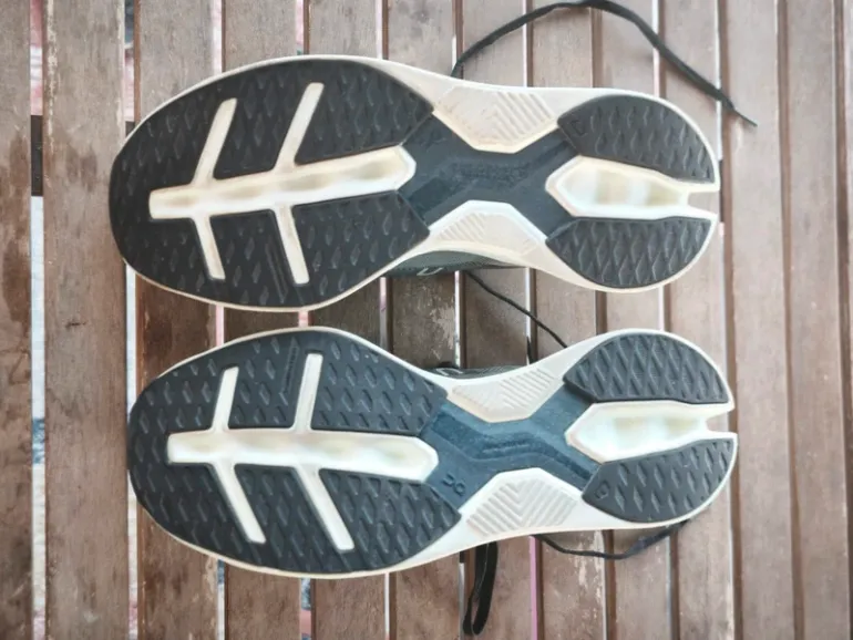 On Running Cloudeclipse bike usato — immagine 5 di 6