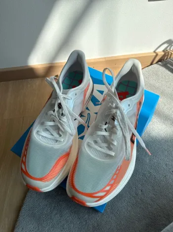 Brugt Hoka Cielo X1 bike — billede 2 af 8