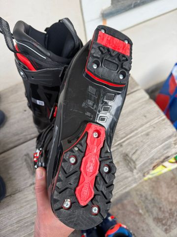 Tweedehands Nordica Speed Machine 2025 bike — afbeelding 3 van 6
