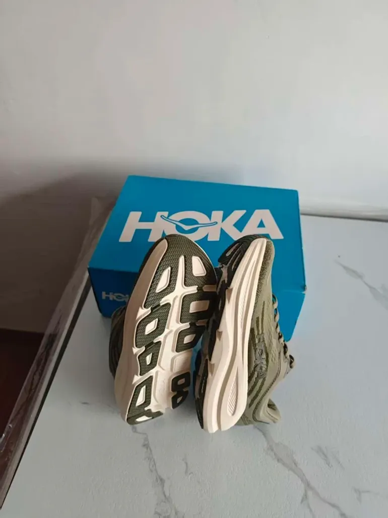Käytetty Hoka Shoes size 43 bike — kuva 6 / 7