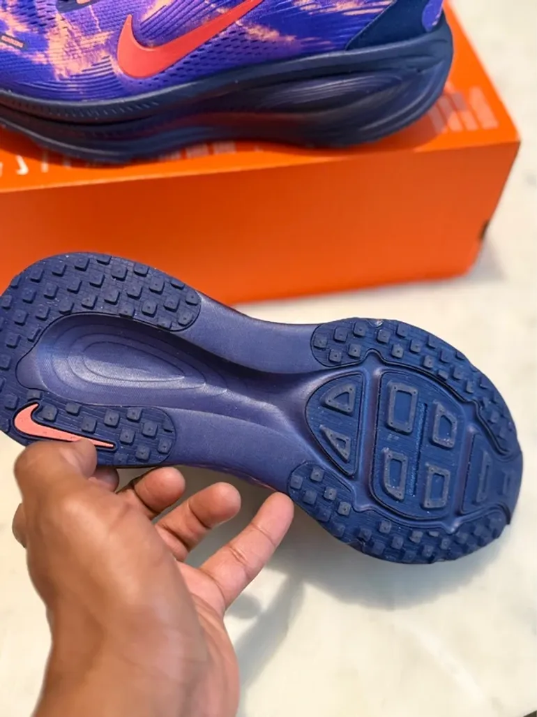 Käytetty Nike Vomero 18 bike — kuva 5 / 7