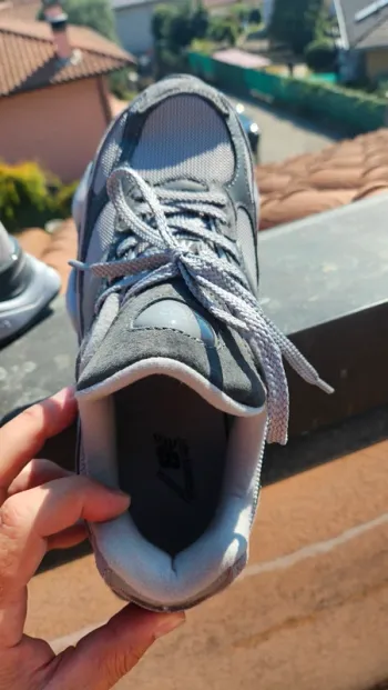 New Balance 9060R bike usato — immagine 4 di 4
