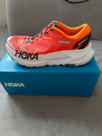 Used Hoka Mafate X bike — image 4 of 8