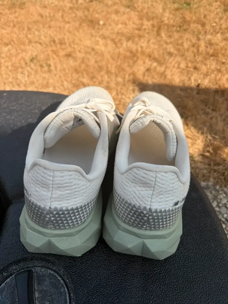 Käytetty New Balance Running Shoes bike — kuva 2 / 7