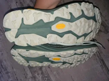 Used Hoka Speedgoat 6 GTX bike — image 4 of 5