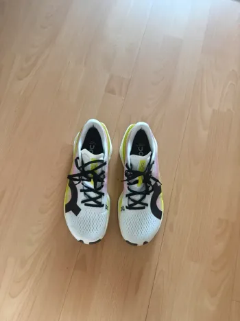 Used On Running On Laufschuhe bike — image 2 of 9