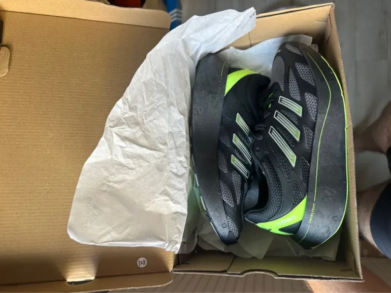 Adidas Adizero bike d'occasion — image 5 sur 5