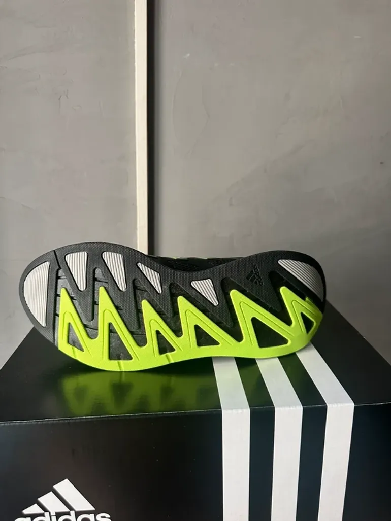 Adidas Adizero bike d'occasion — image 3 sur 5