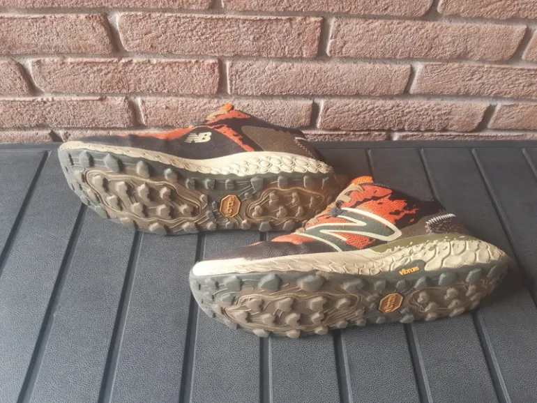 Used New Balance Fresh Foam X Hierro V7 bike — image 3 of 8