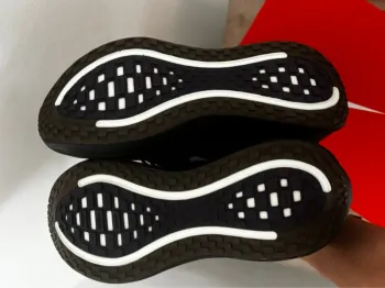 Used Nike Vomero Plus bike — image 6 of 9