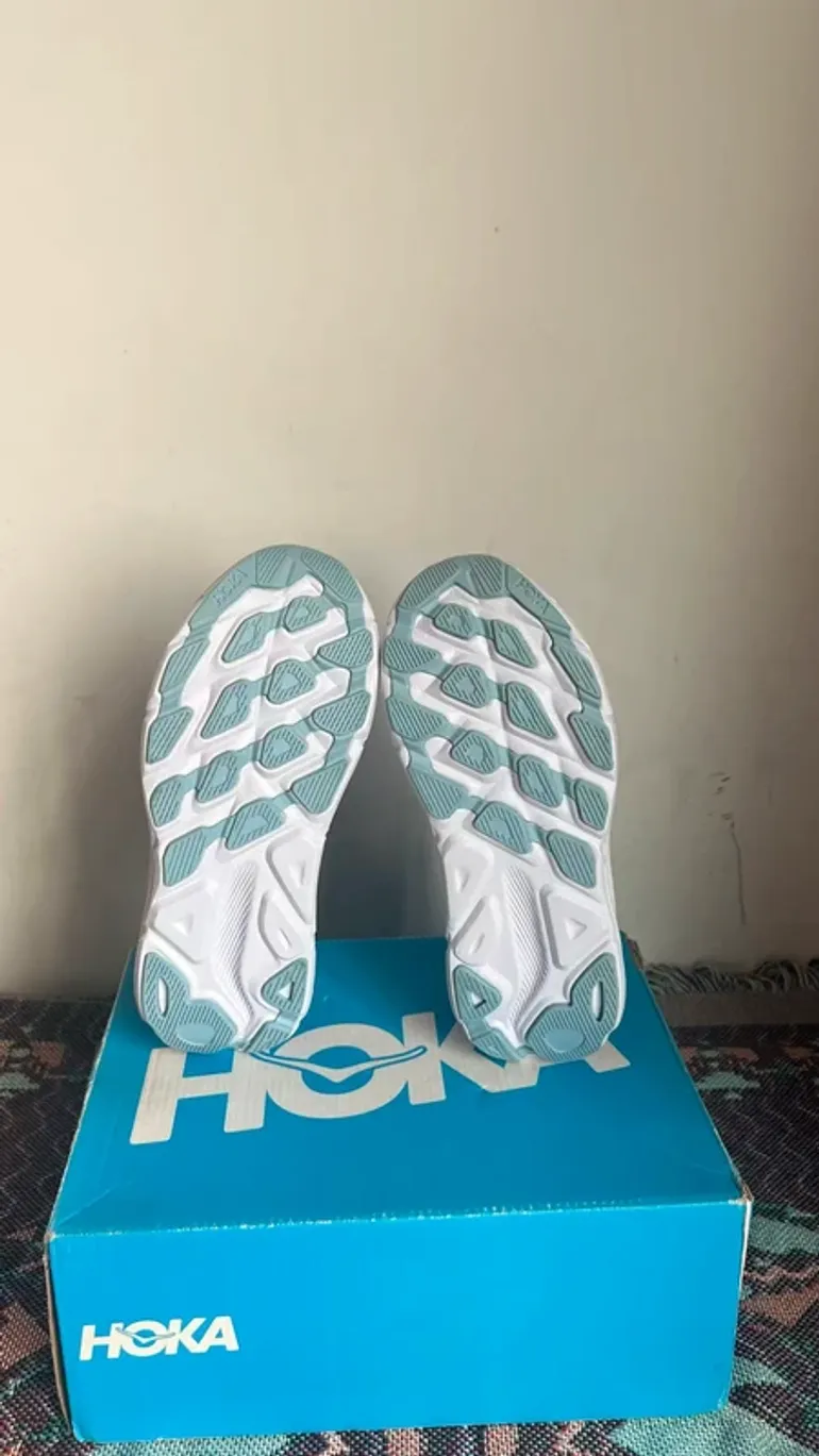 Used Hoka Clifton 9 bike — image 5 of 6