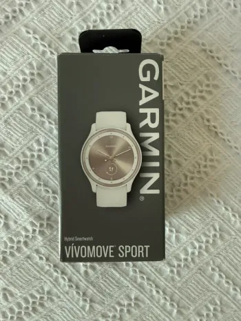 Used Garmin vívomove Sport Electronics