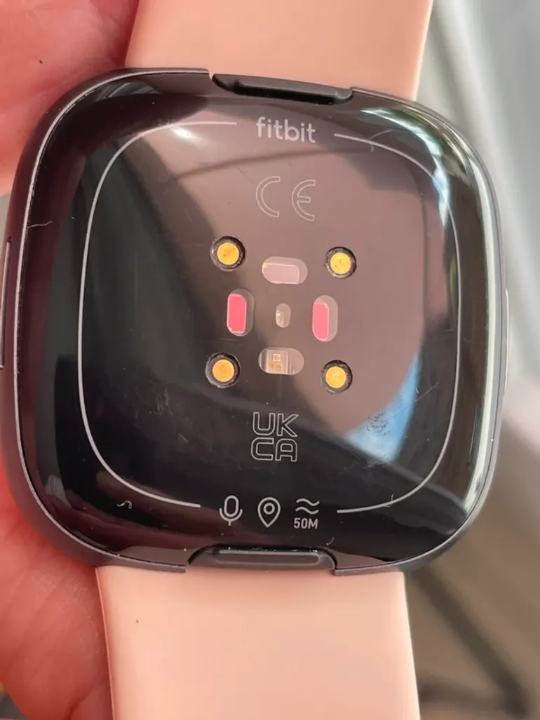 Used Fitbit Versa 4 bike — image 5 of 7