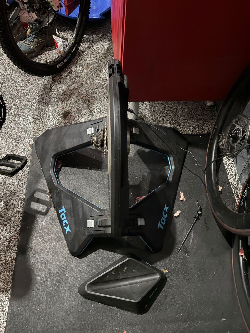 Used Tacx NEO 2T Smart Trainer Cycling Accessories