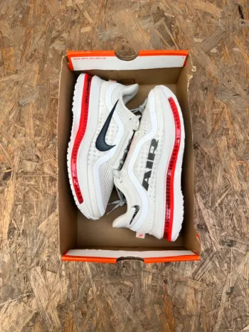 Pegasus Premium Running Shoes d'occasion