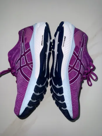 Used Asics GT-2000 bike — image 6 of 10
