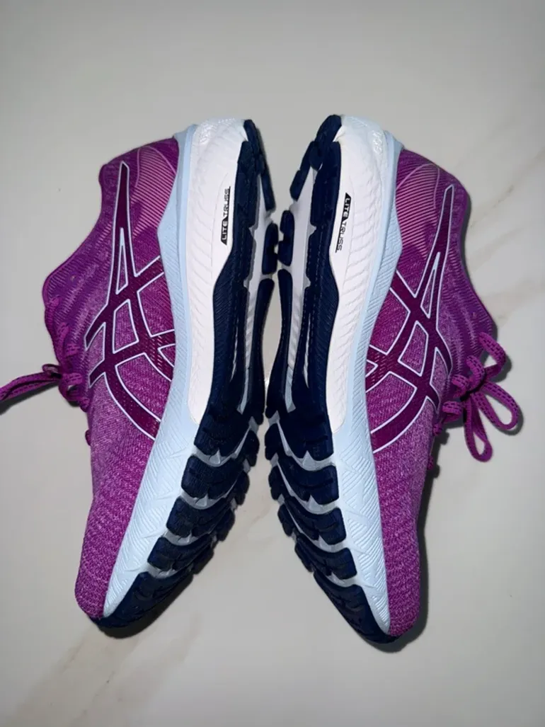 Used Asics GT-2000 bike — image 6 of 10
