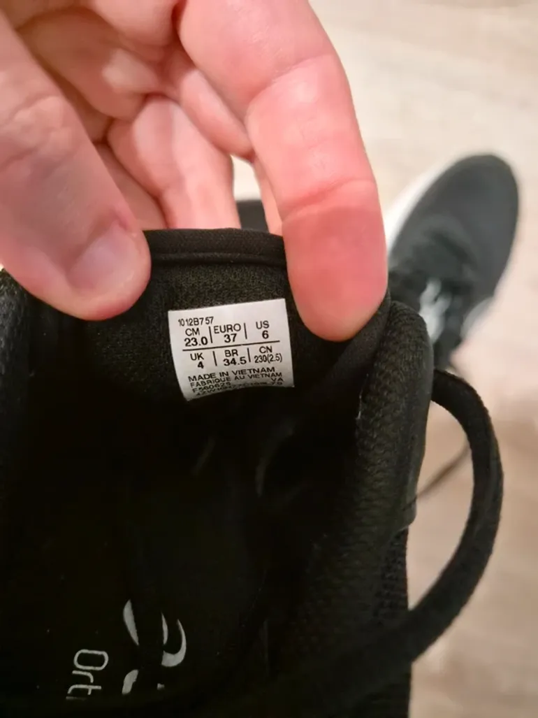 Tweedehands Asics Baskets bike — afbeelding 6 van 6
