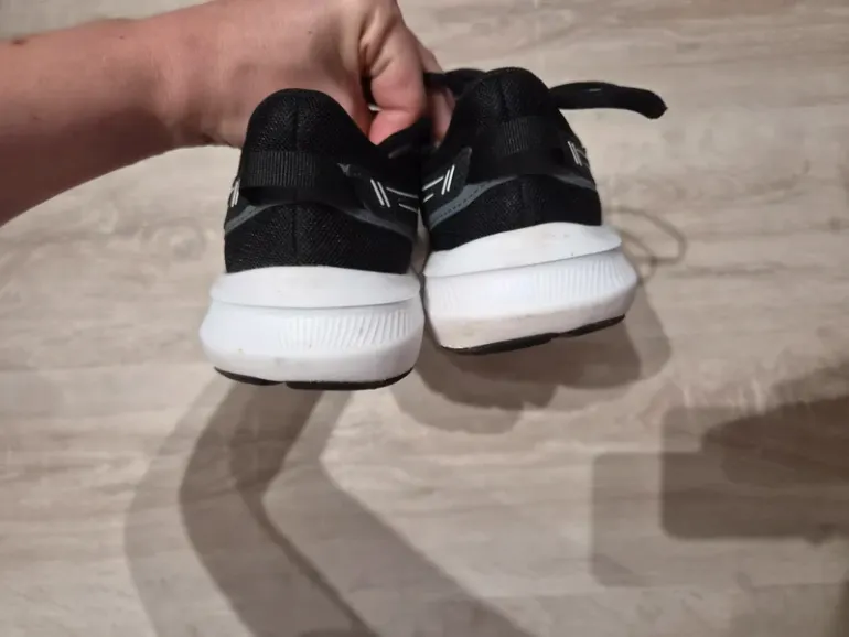 Tweedehands Asics Baskets bike — afbeelding 4 van 6