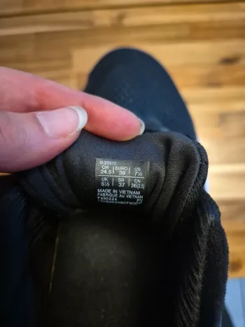 Used Asics Gel-Kayano 31 bike — image 9 of 9