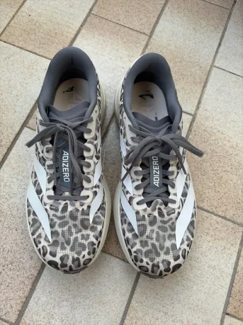 Käytetty Adidas Adizero Running Shoes