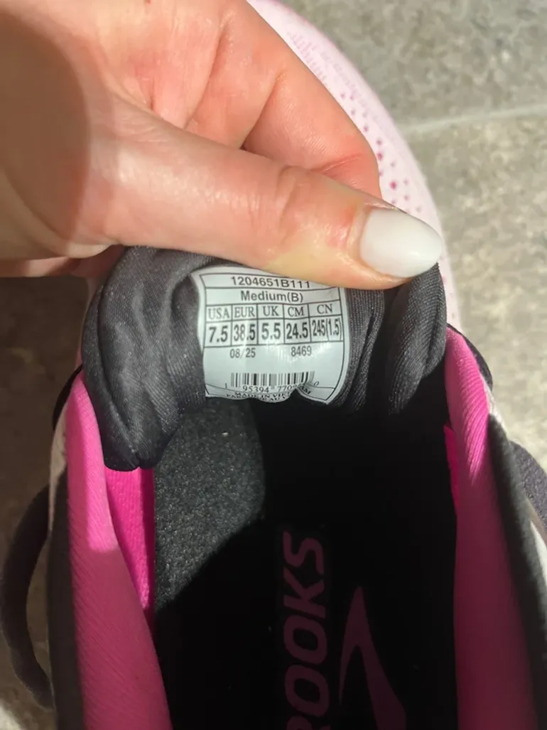 Brooks Running Shoes bike usato — immagine 7 di 7