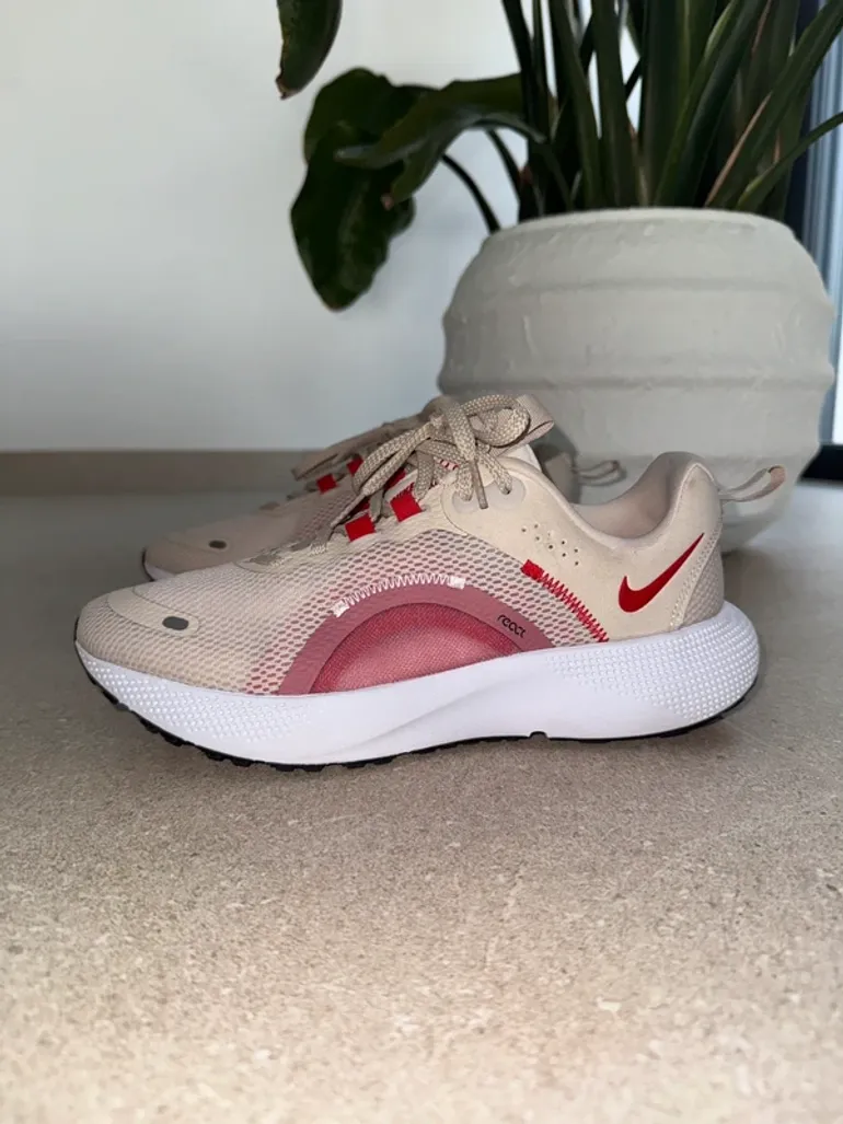 Brugt Nike React Escape bike — billede 2 af 6