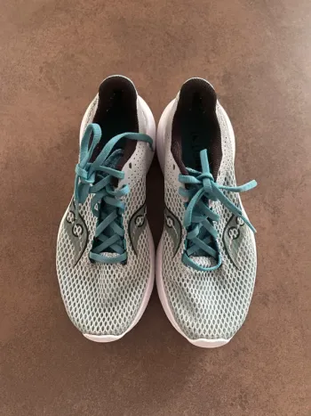 Brugt Saucony Kintava 14 Running Shoes