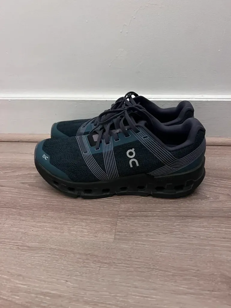 Used On Running Cloudgo bike — image 2 of 7