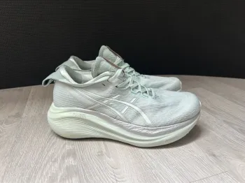 Gebrauchtes Adidas Nimbus 27 Running Shoes