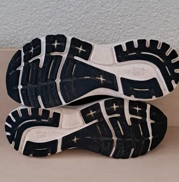 Käytetty Brooks Laufschuhe blau bike — kuva 10 / 10