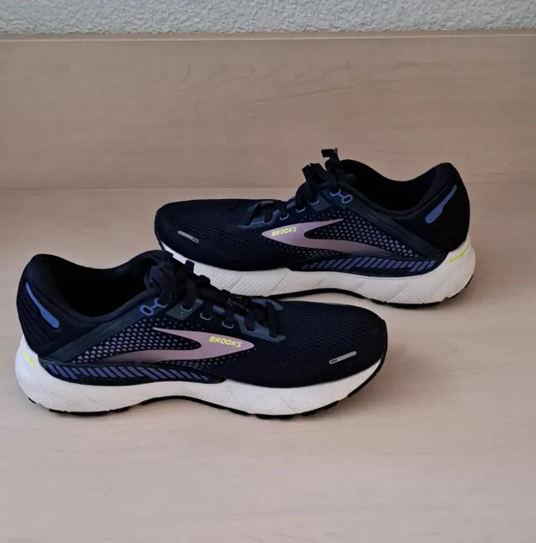 Käytetty Brooks Laufschuhe blau bike — kuva 7 / 10