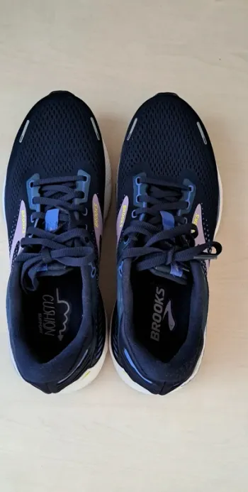 Käytetty Brooks Laufschuhe blau bike — kuva 9 / 10