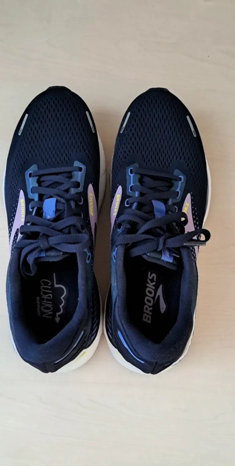 Käytetty Brooks Laufschuhe blau bike — kuva 9 / 10