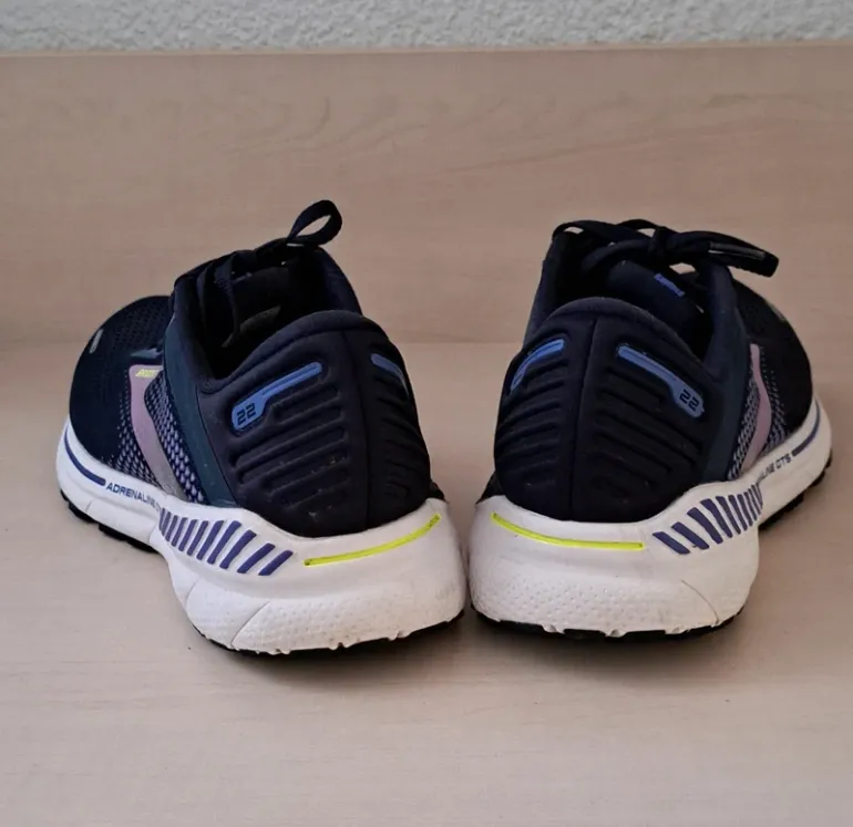Käytetty Brooks Laufschuhe blau bike — kuva 8 / 10