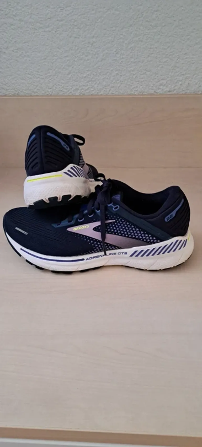 Käytetty Brooks Laufschuhe blau bike — kuva 4 / 10